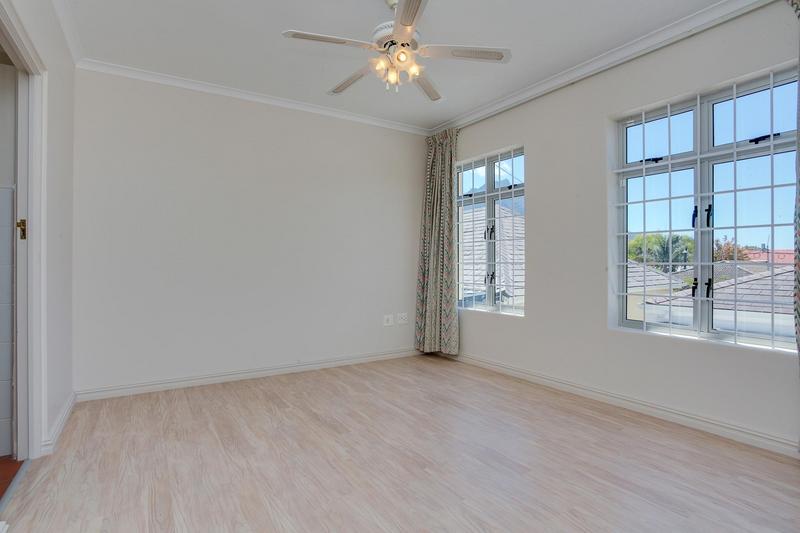 To Let 3 Bedroom Property for Rent in Claremont Western Cape